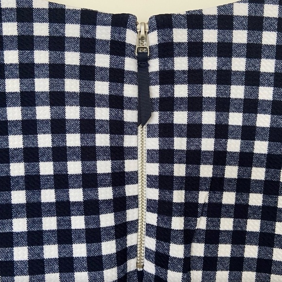 Jules & Leopold Zippered Back Tee - Picture 3 of 10